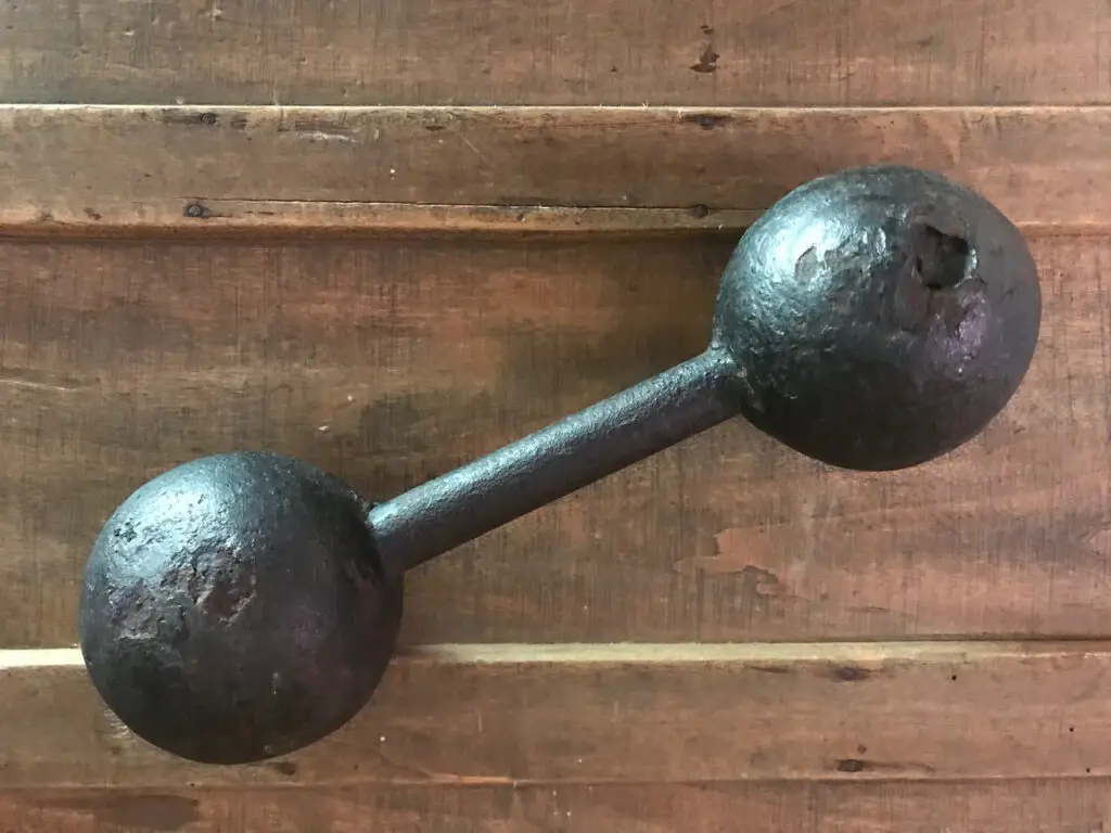 Kneppelkogel - een staaf met ijzeren bollen